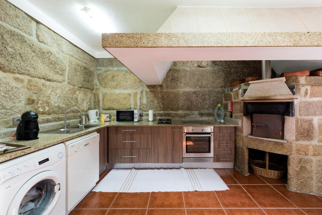 Lovelystay - Casa Guimas Penafiel Exterior photo